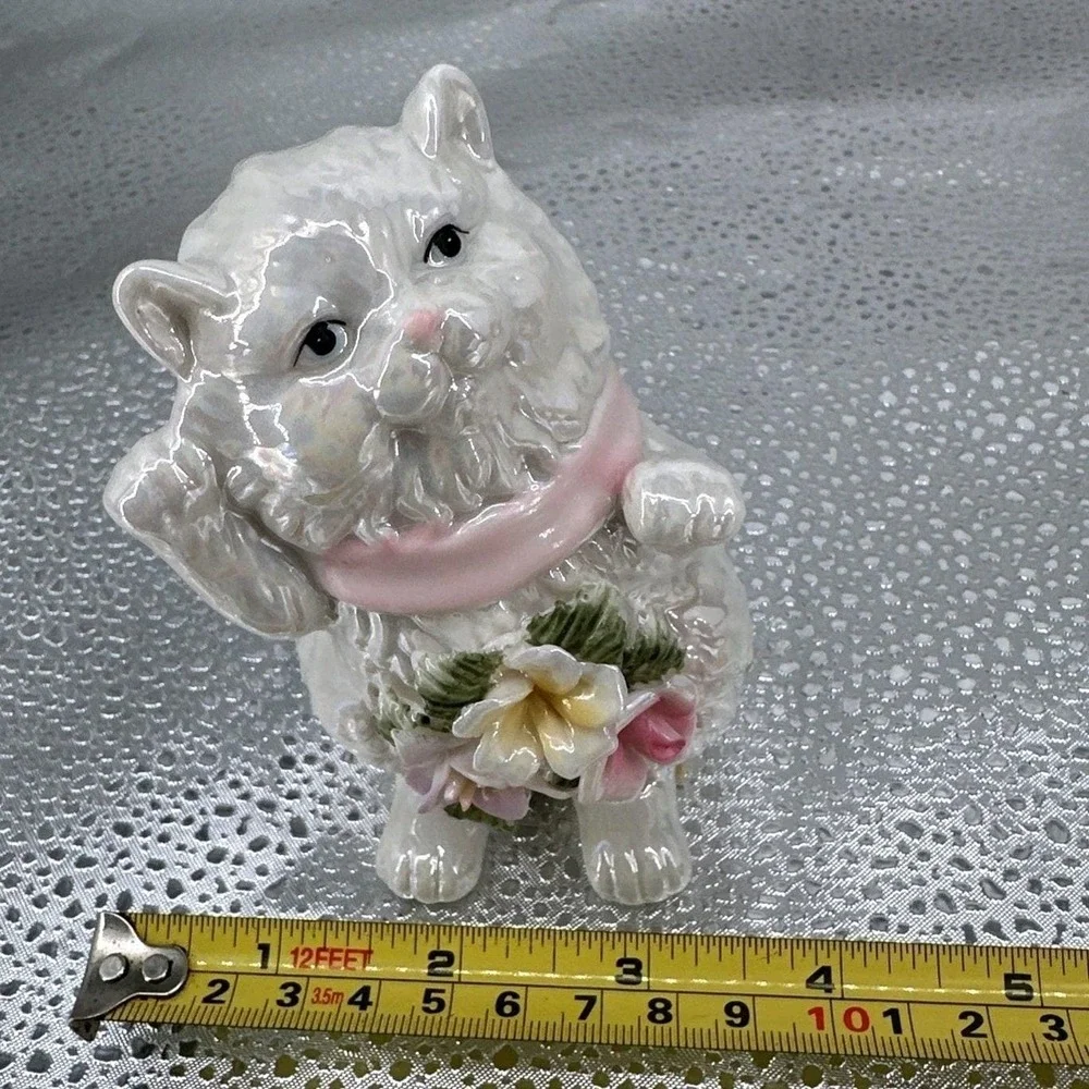 Cornerstone‎ Creations Designer Collection Cat Kitten Kitty Figurine with Box